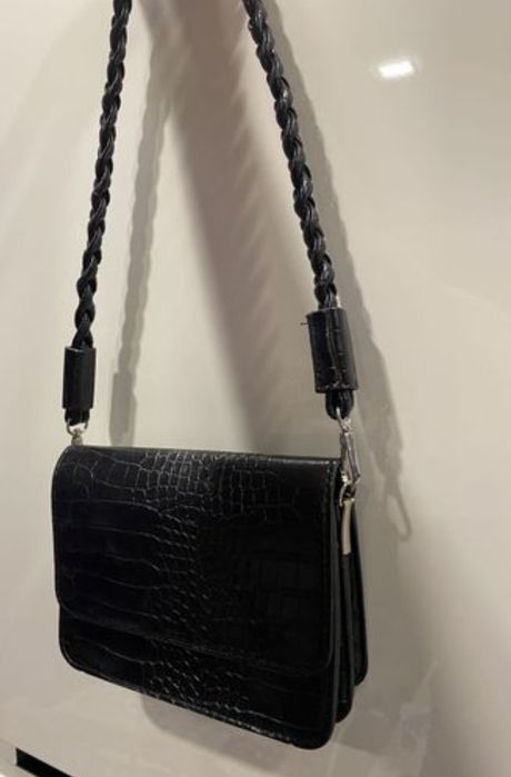 Шкіряна сумка жіноча