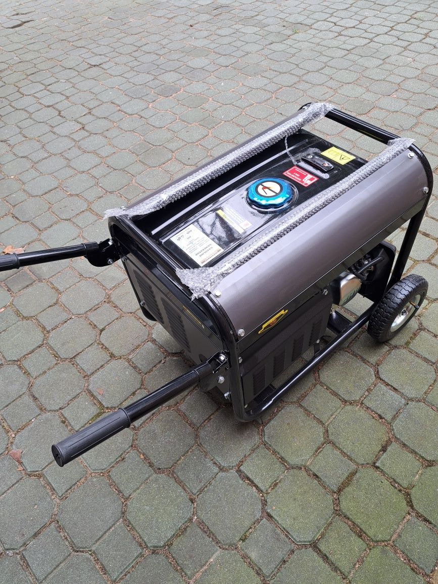 agregat prądotwórczy generator 3,8KW a 230V 6,7KW a 400V