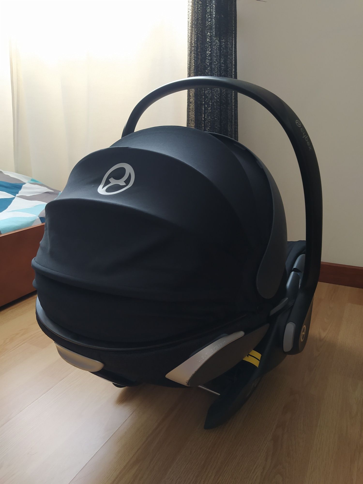 Ovo Cybex CLOUD Z (tecido á prova de água) IGUAL A NOVA/baixa de preço