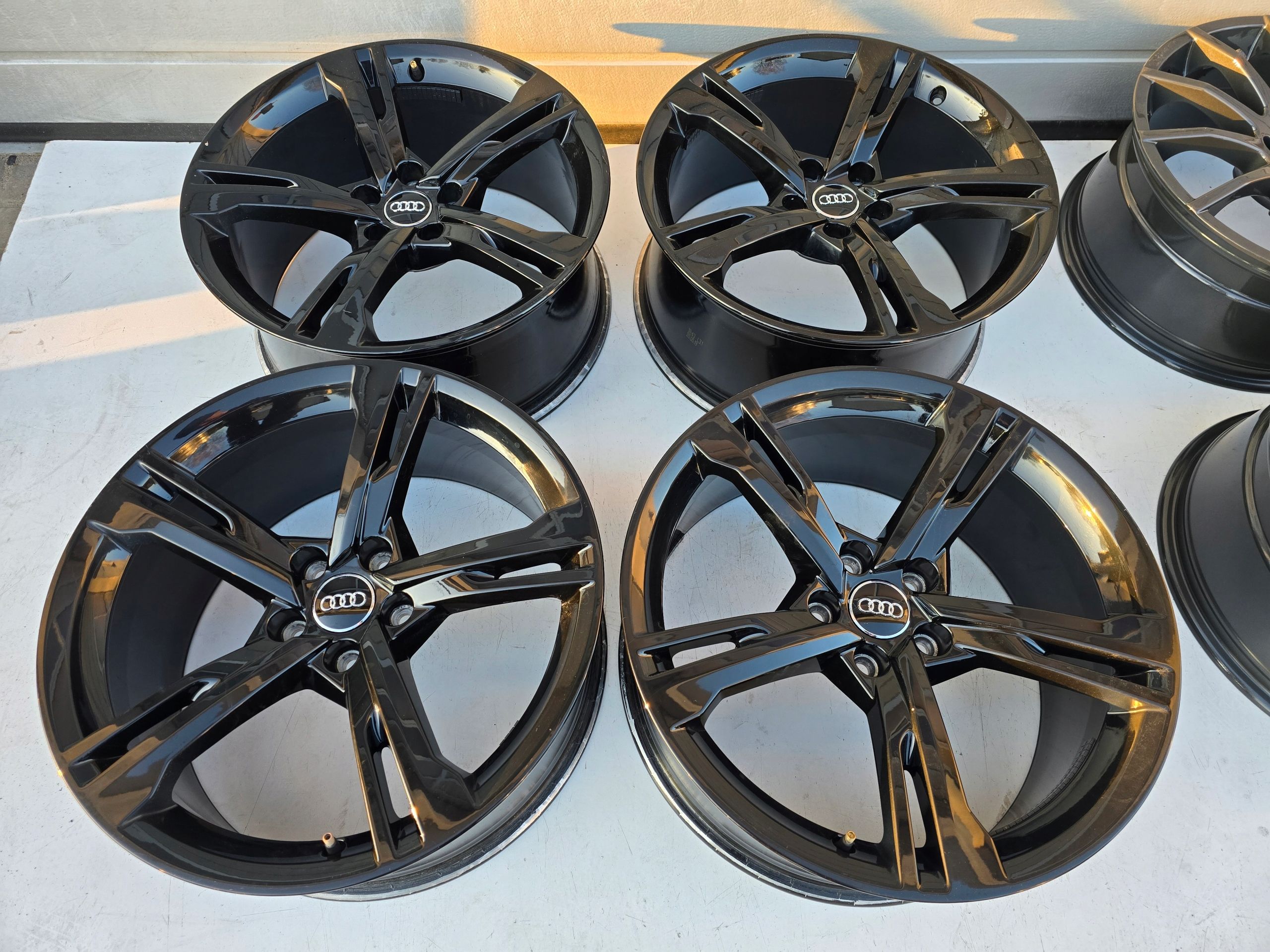 Audi A5 A6 C7 C8 S6 A7 A4 B8 B9 Q5 5x112 19'' ET32