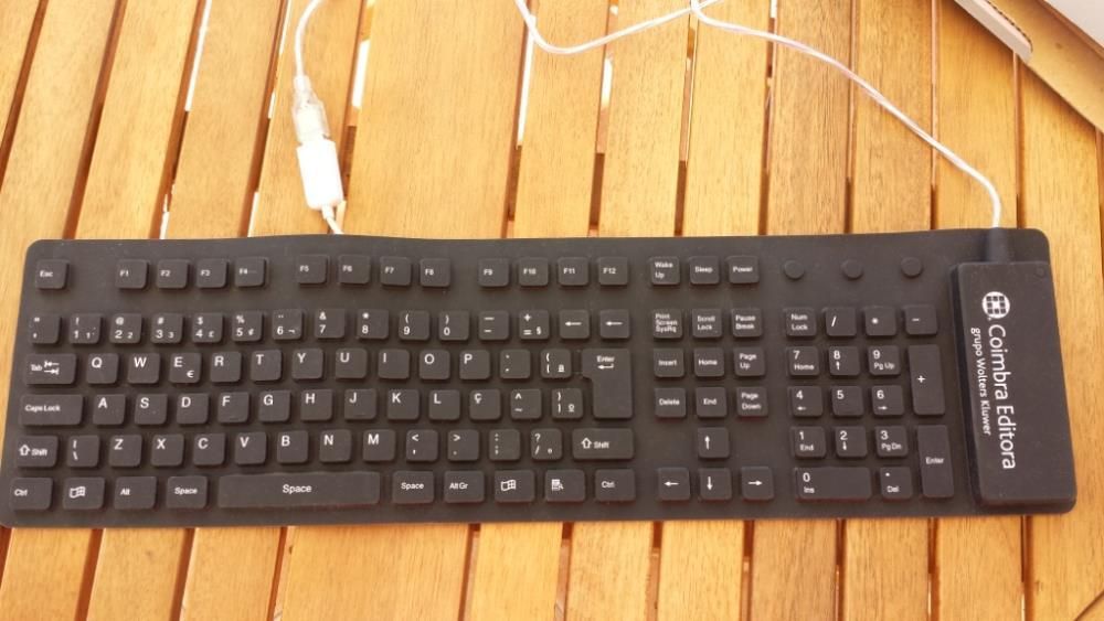 Teclado AirTouch flexível com ligação USB