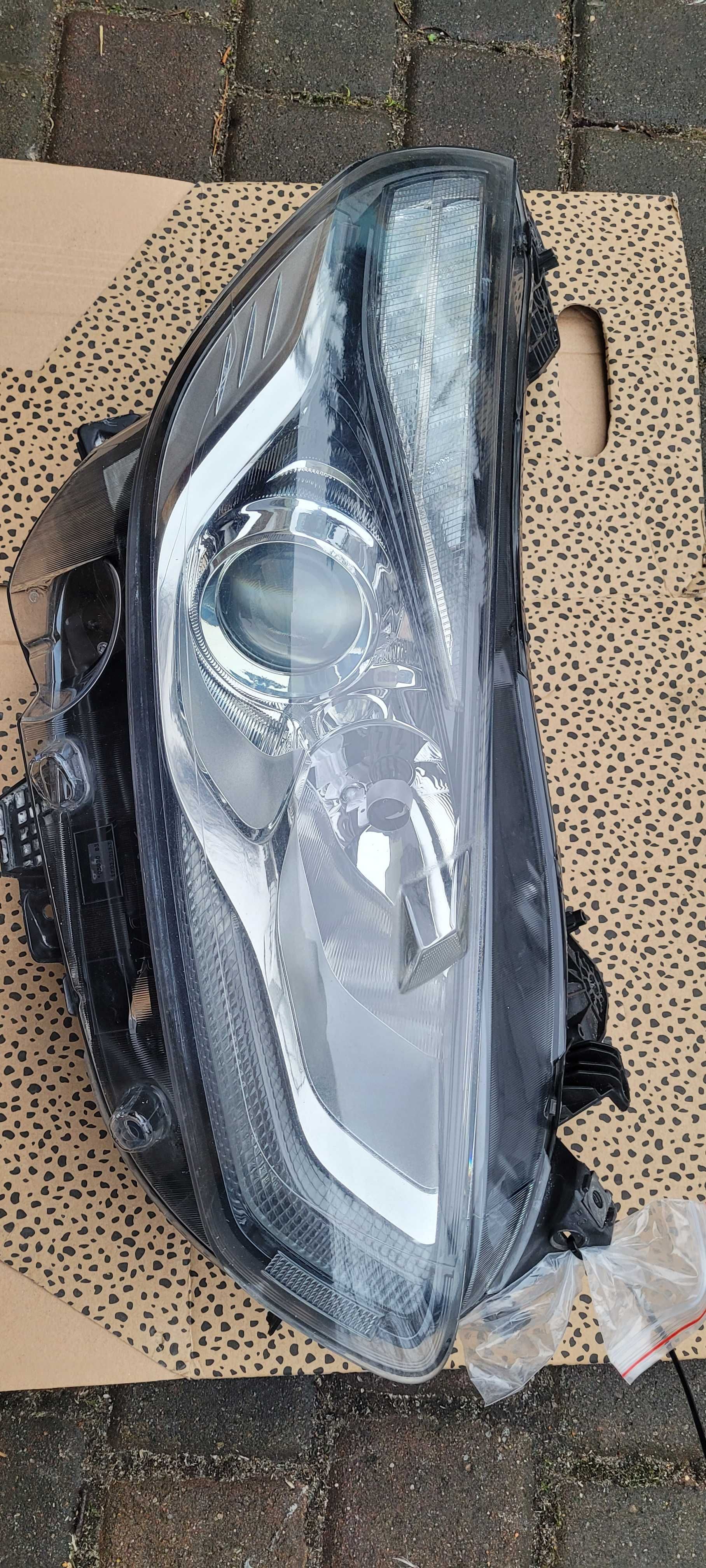 Lampy przednie Ford S-max mk2, dzienne led.