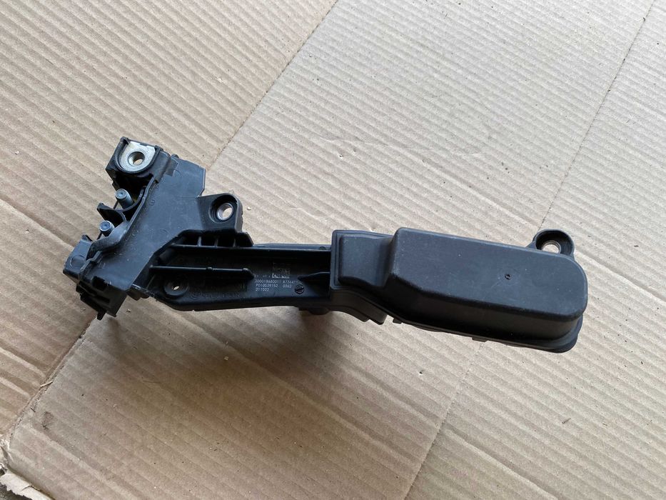 Rozdzielacz Prądu z pod maski BMW g30 g31 g11 g01 x3 g20 g22 g26 lci