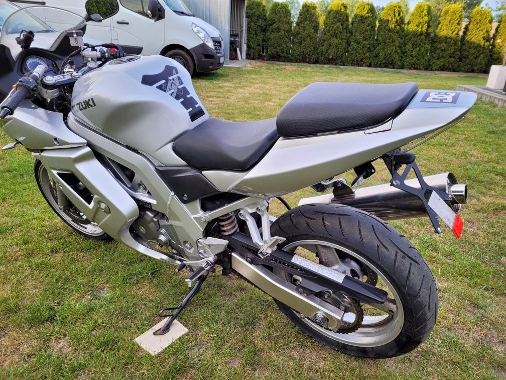 Suzuki SV 650 pełne owiewki