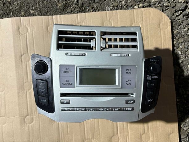 Radio CD MP3 Toyota Yaris II 86120-0D210