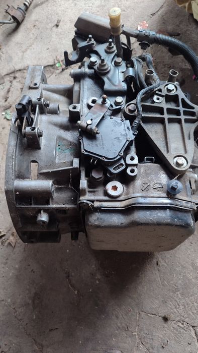 Продам по запчастинам або у зборі робочу АКПП DP0 Al4