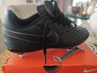 Sprzedam buty korki metalowki Nike nowe rozmiar EURO 38 , 24cm,