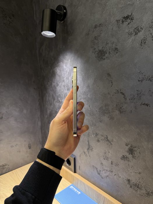 Б/у iPhone 15 Pro Max 256Gb White Titanium ФИЗ Сим Гарантия/USDT