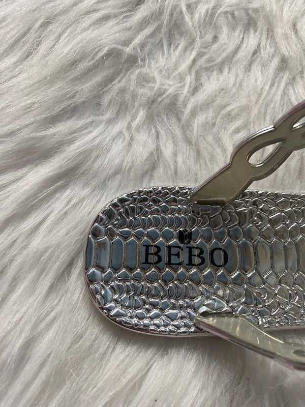 Srebrne klapki japonki Bebo 38