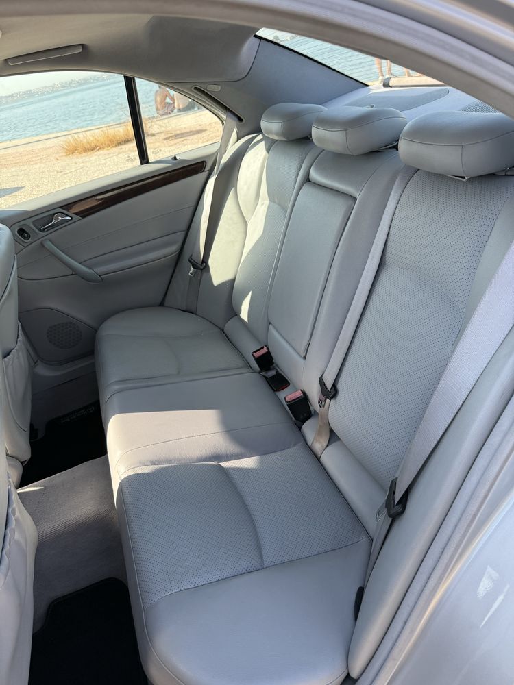 Mercedes c220CDi elegance com todos os extras 286.000km aceito retoma