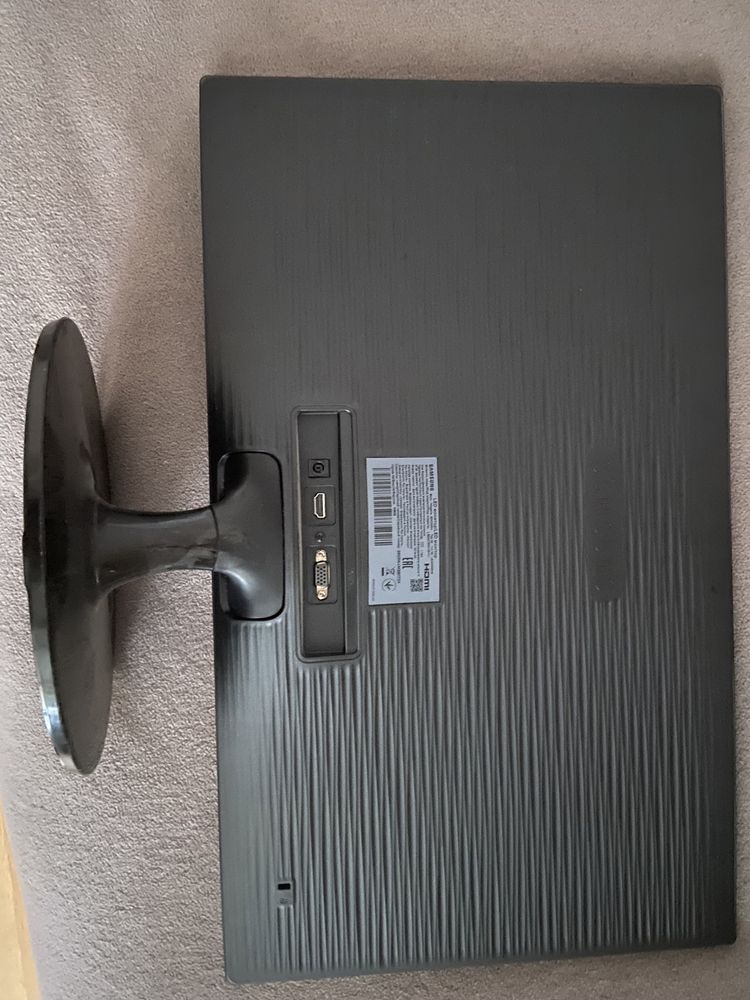 Монітор Samsung  S24D300h