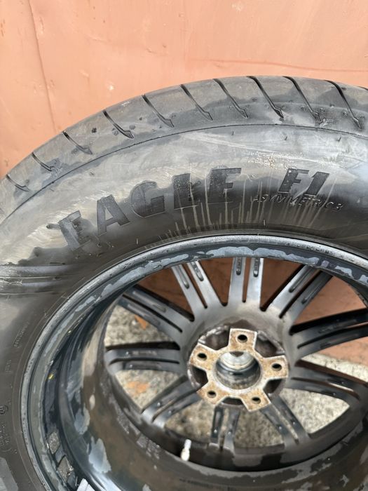 Титани з резиною taureg 3 255 60 r18 підходять на aydi