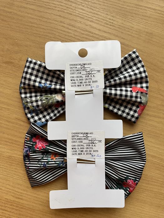 Заколки для волосся