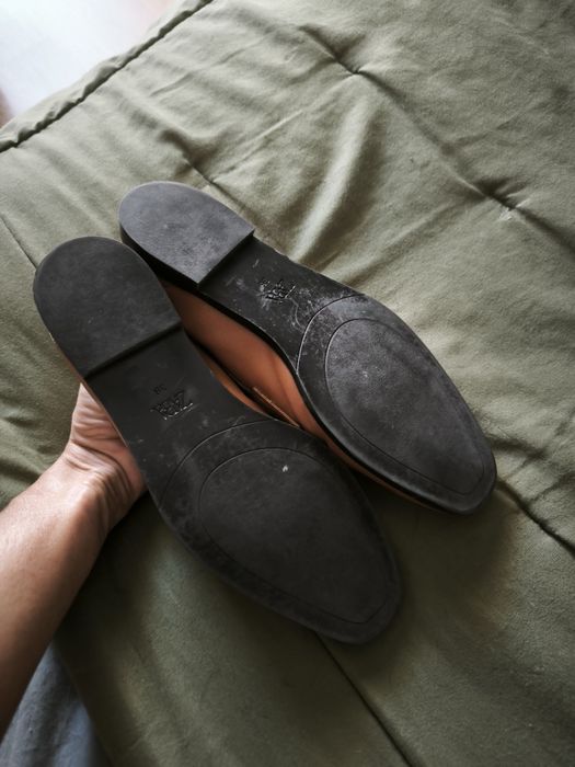 Sapatos Zara, pele genuína. Impecáveis. Mal foram usados.