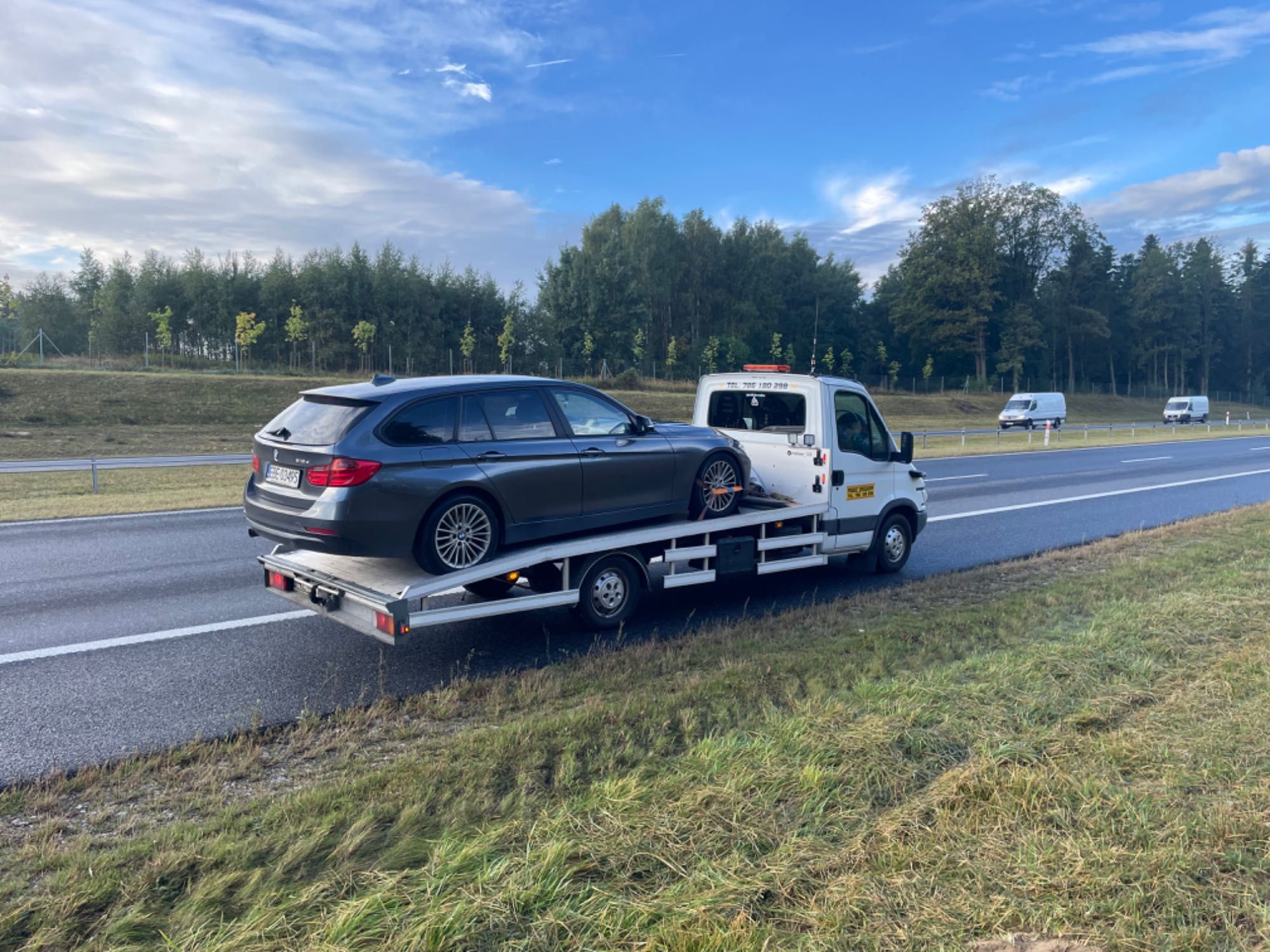 Pomoc Drogowa 24 Usługi Transportowe laweta