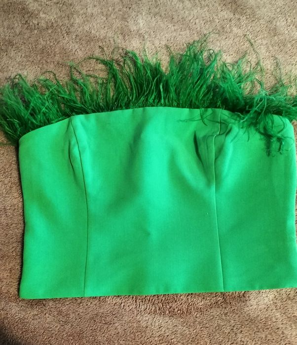 Top z piórami M Reserved