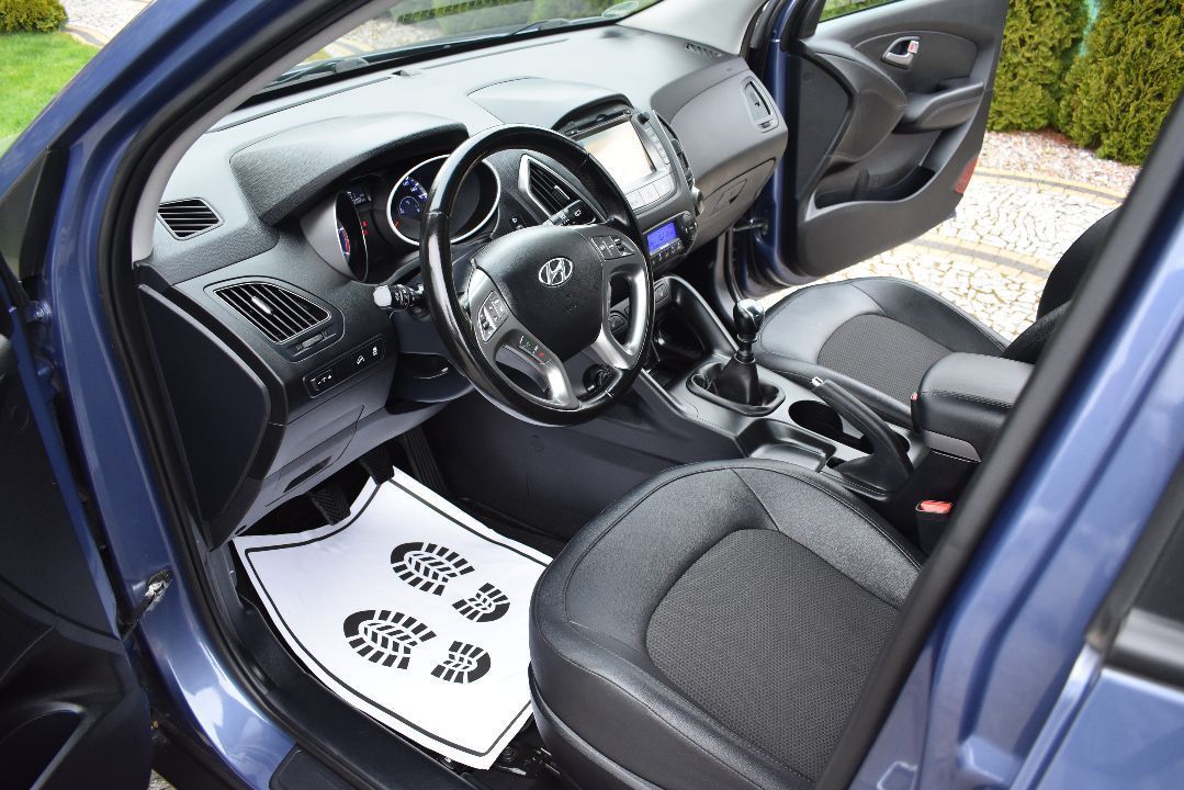 Hyundai ix35 1.7 CRDI World Cup Edition NAVI KAMERA LEDY mod.2015 Serwis Super Stan