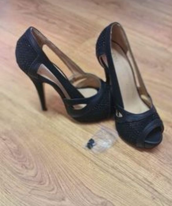 Sapato de salto alto
