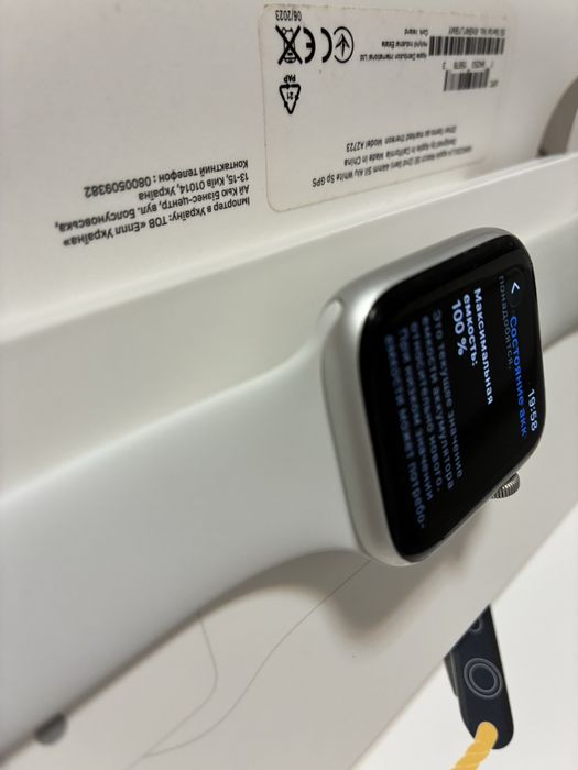 Apple watch se 2 gps 44mm акб 100%