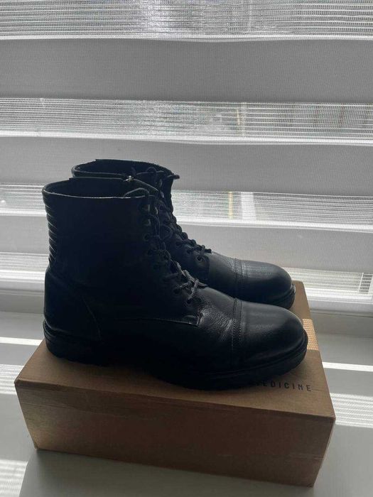 чоловічі черевики Medicine