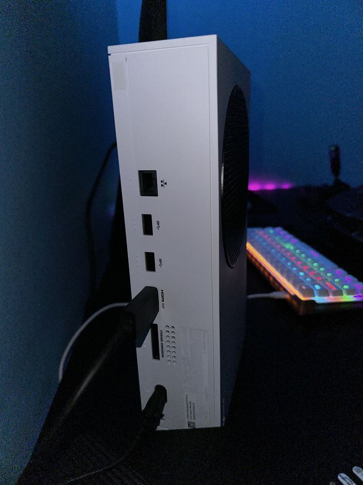 Xbox Serie S com extras