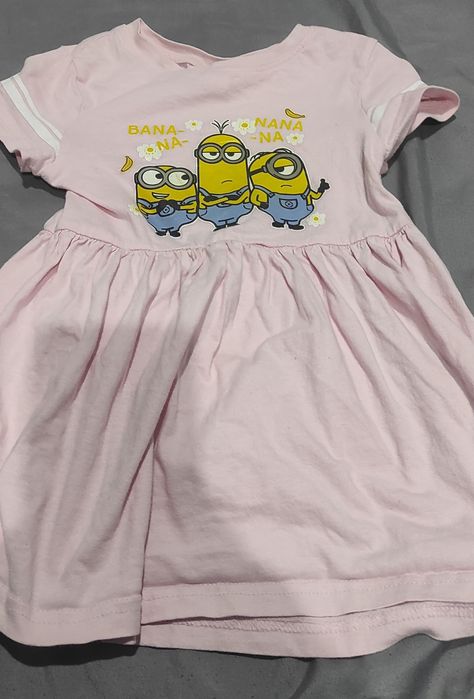 Ubranka 98,104 Elza,Minionki
Wszystko za 30zł