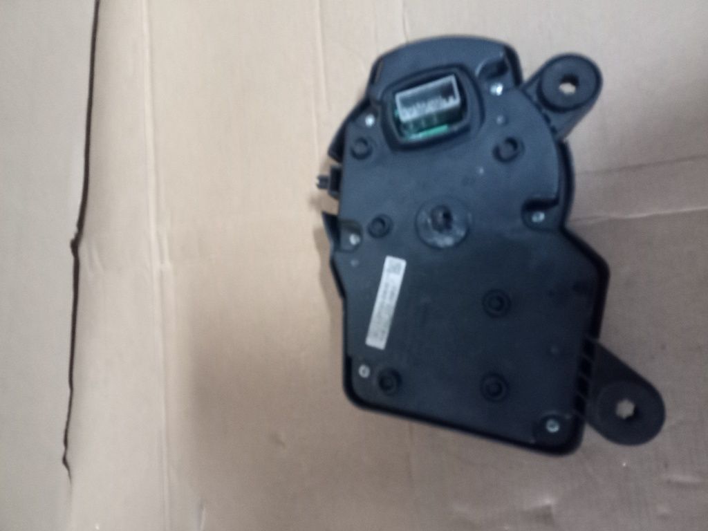 Licznik lagi Suzuki dl 650 v strom 1000 silnik czesci