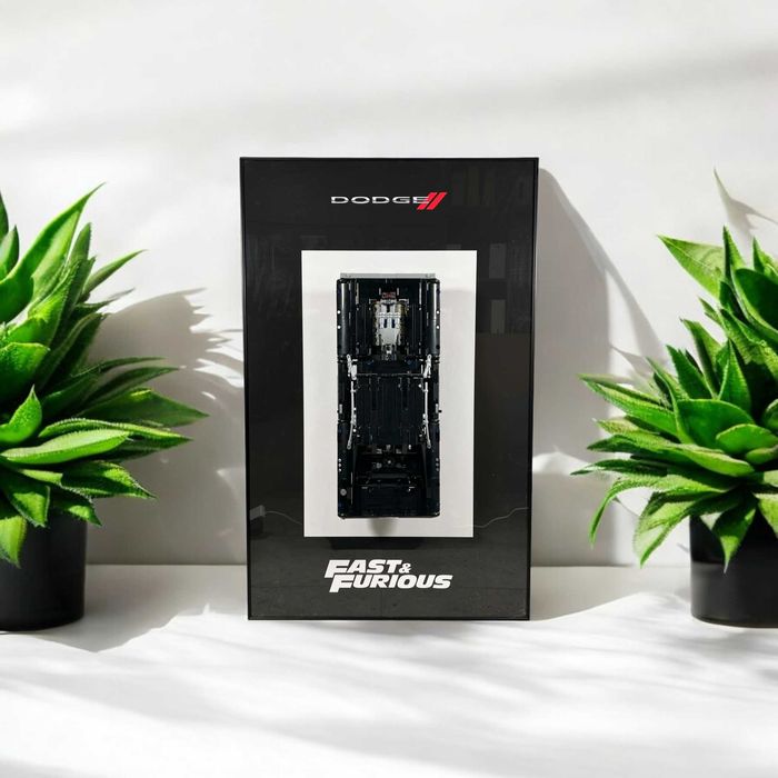 Рамкана Стіну для Конструктора LEGO Technic Dom's Dodge Charger 42111