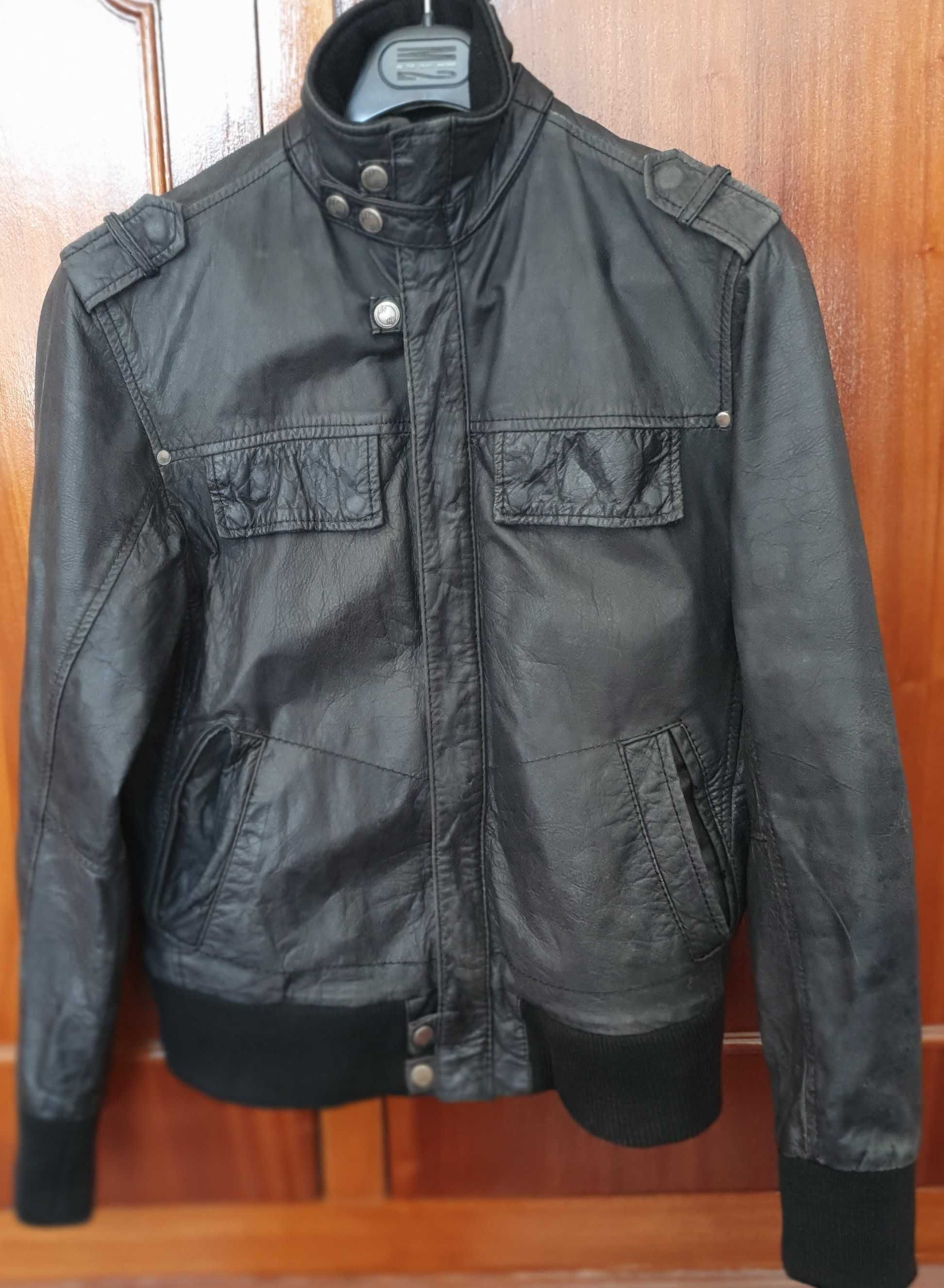 Blusão em pele Bershka - vintage