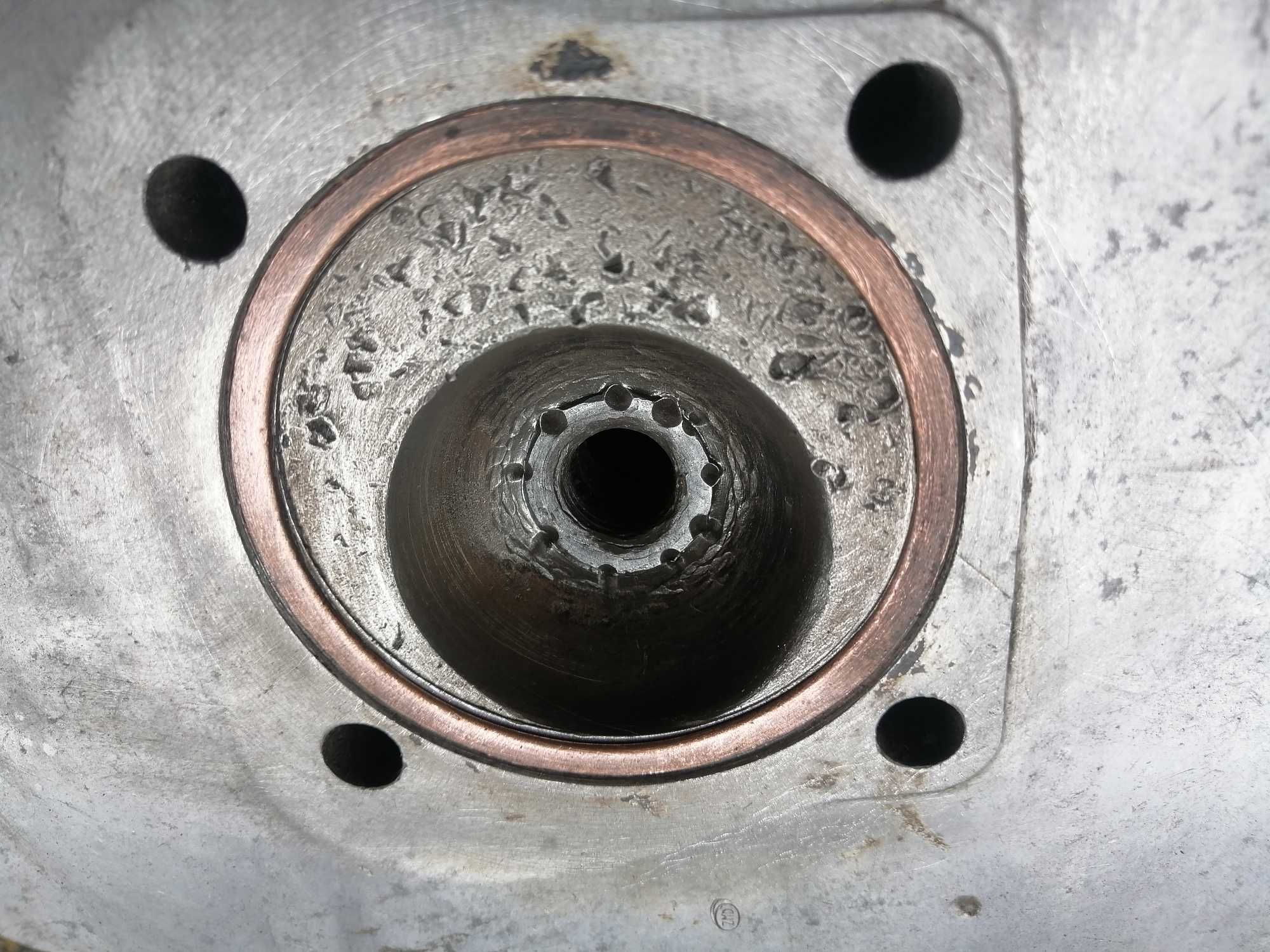 cylinder głowica WSK 175