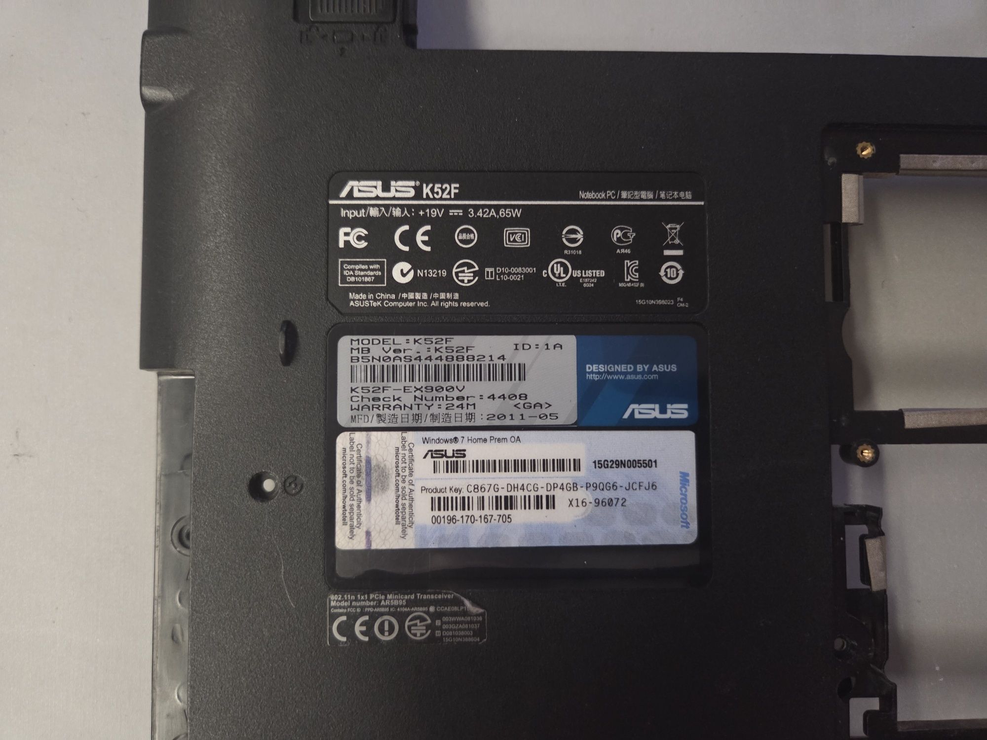 Sprzedam dolną klapę do laptopa ASUS K52F