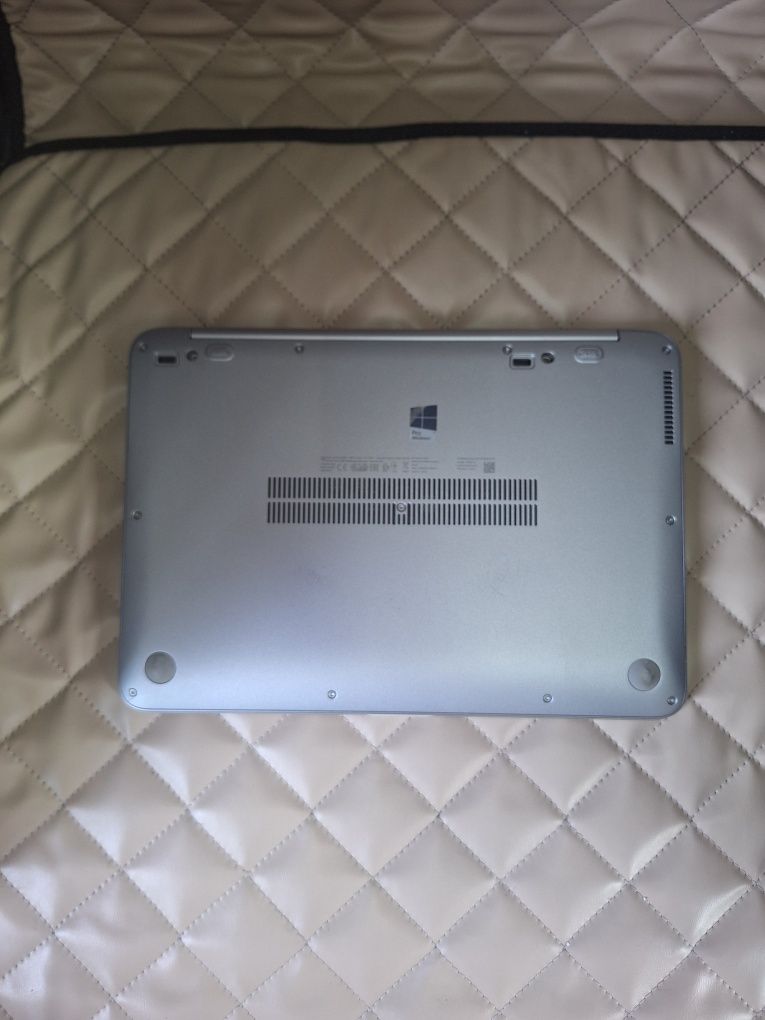 Notebook HP EliteBook folio 1040 G3, Dysk SSD
