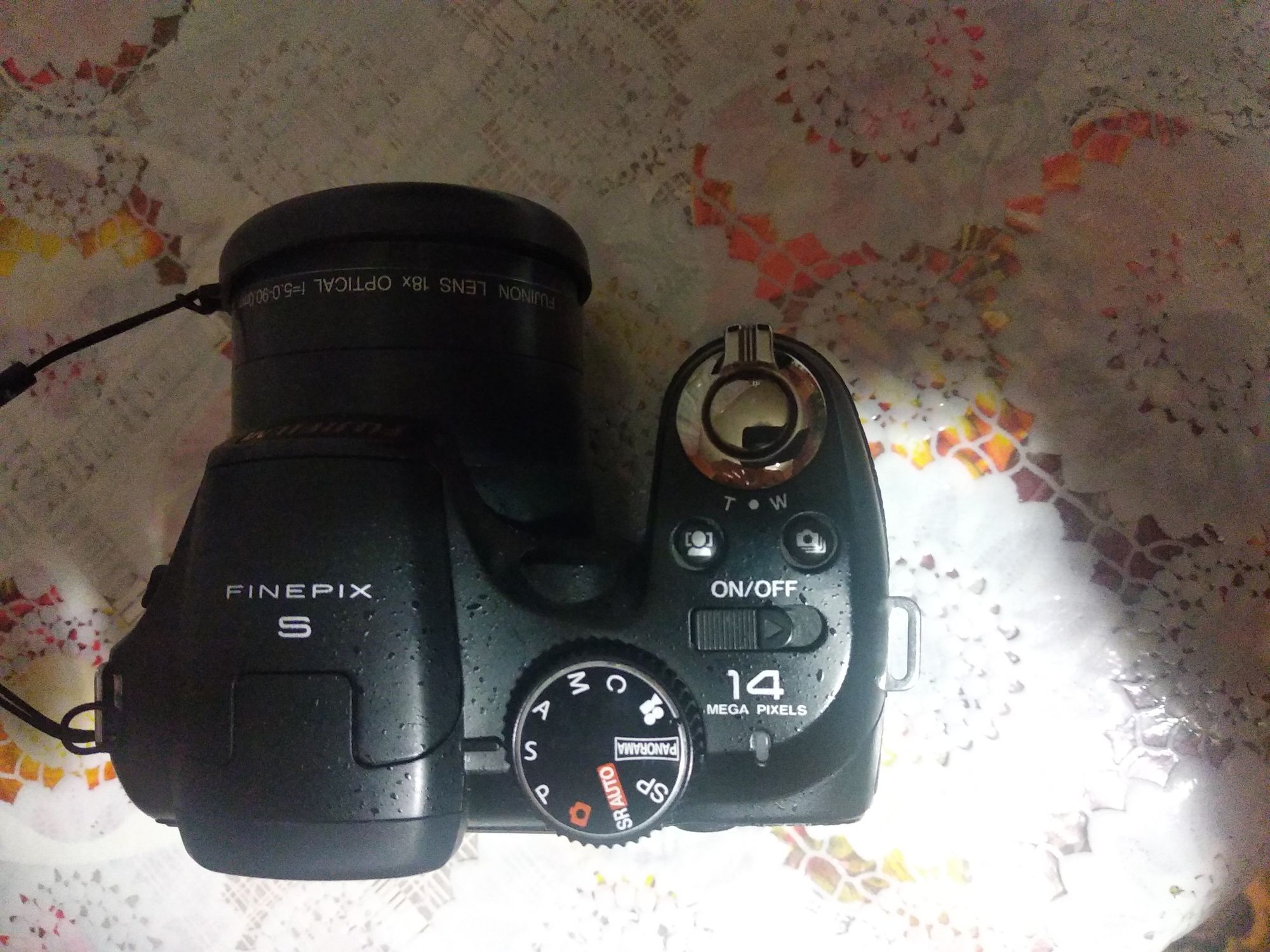 Мини камера FinePix S2800HD.В отличном состоянии.