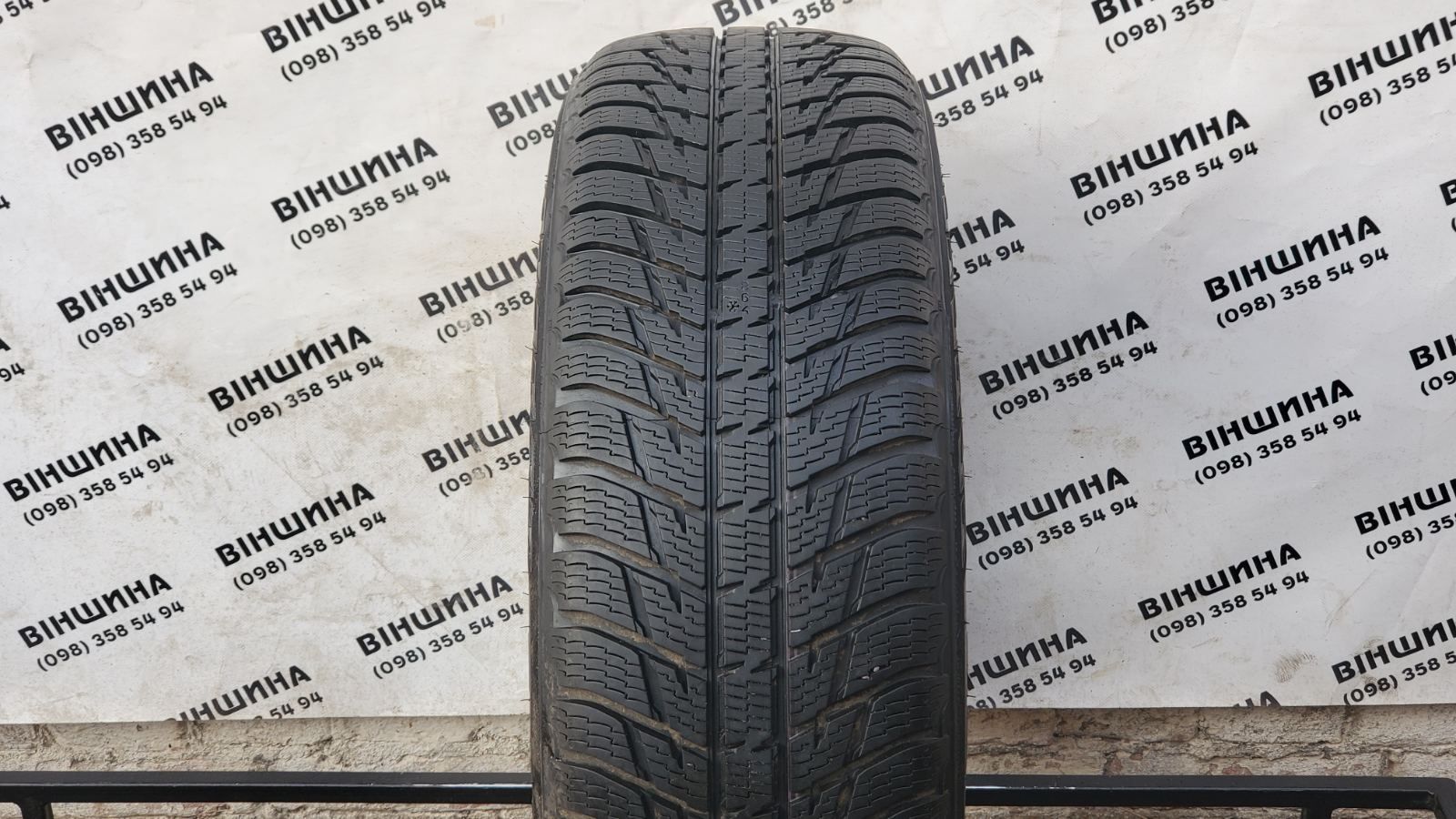 Шина 245/65 R 17 Nokian WR Suv 3. Одне колесо. Розпаровка.