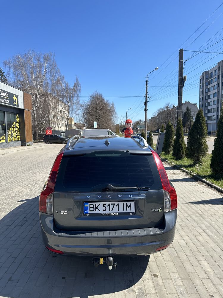 Продам Volvo V50 2012 1.6d D2