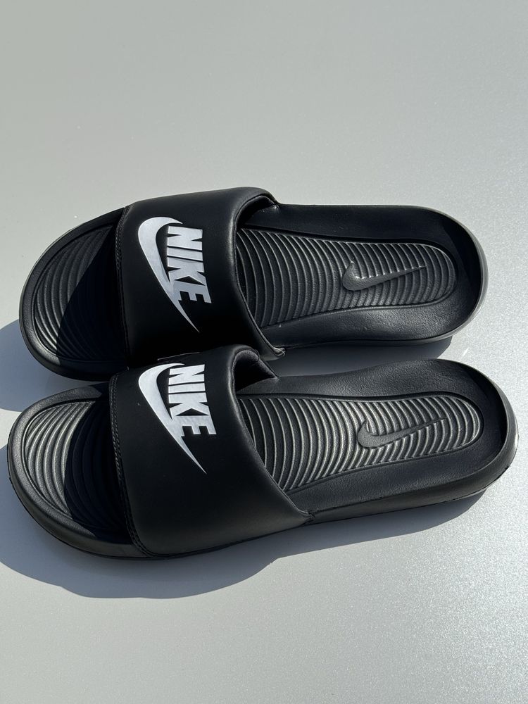 Оригінал Шльопанці Nike Victori CN9675-002 Шлепанцы Тапочки Тапки