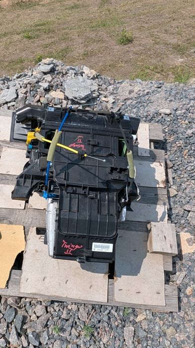 Продам печку Renault Twingo 2