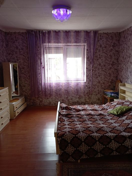 Будинковолодіння: комерція + житло 210 м2 Берегово Бако Габора 109