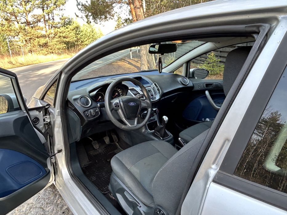 Форд Фієста в чудовому стані