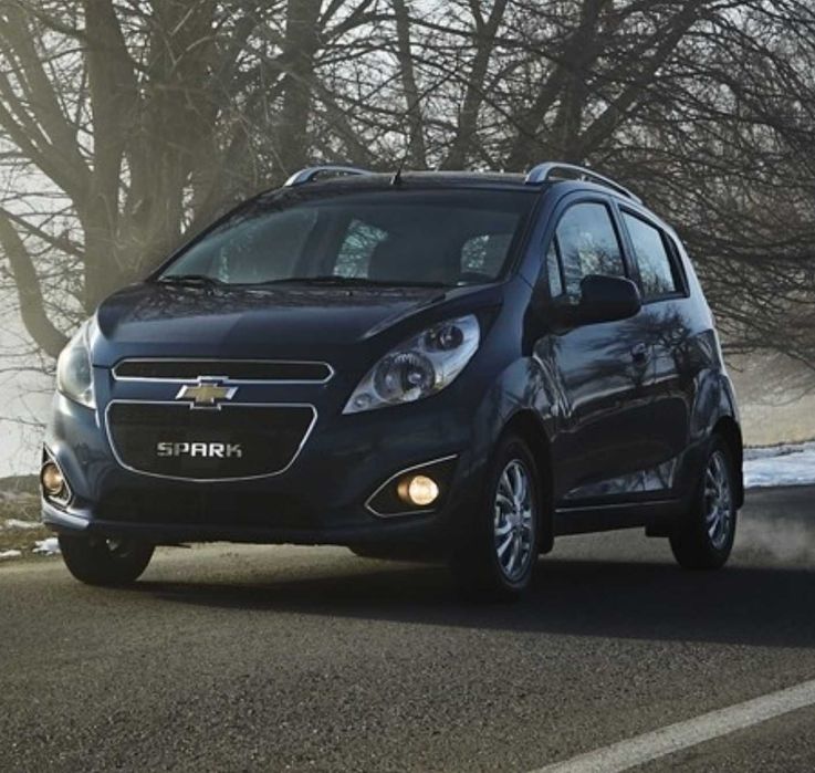Продам машину/автомобіль Chevrolet Spark LT 2014 на газу, двигун 1 л.