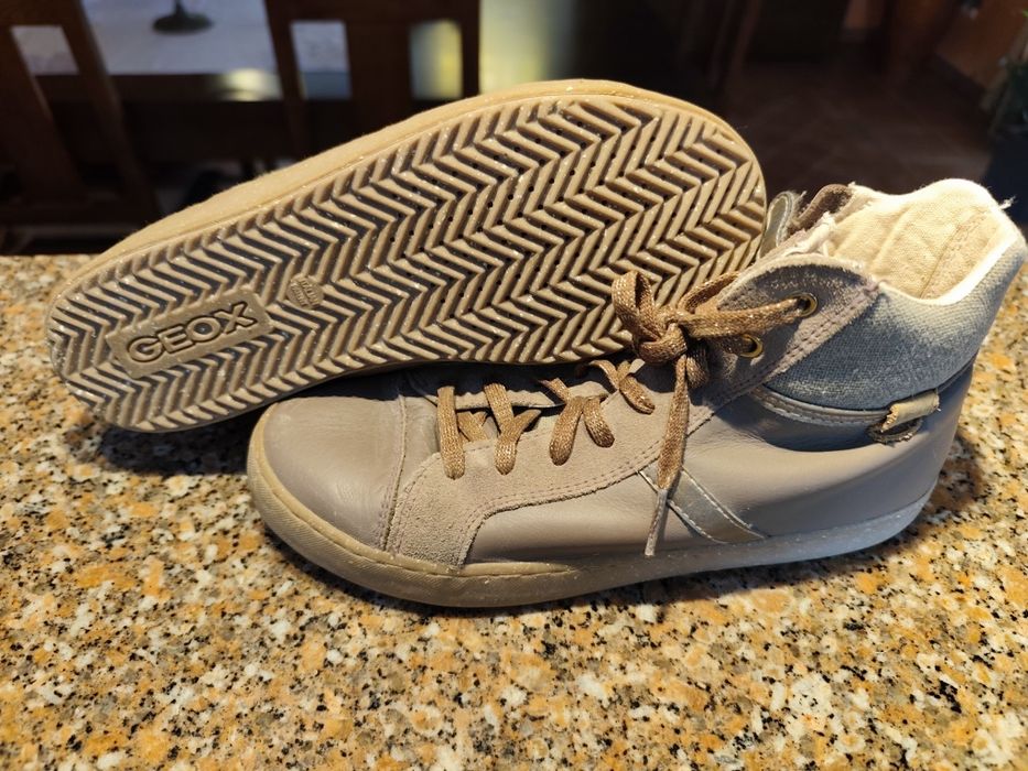 Botas Geox menina tamanho 37