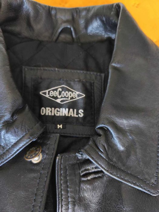Casaco clássico de pele genuína da Lee Cooper. Tamanho médio oversize
