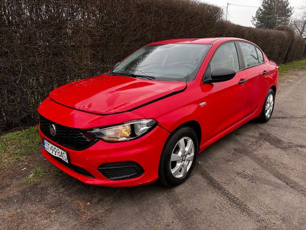 Fiat Tipo 2018 1.4 95km LPG Pali jeździ chłodnice całe niewielka naprawa!