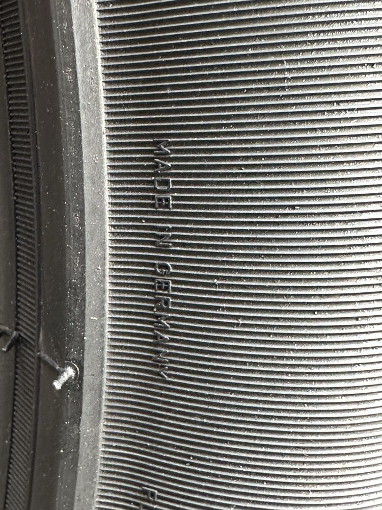 Літні шини пара 265 40 R21 Pirelli PZero 5.6 мм 2022 рік
