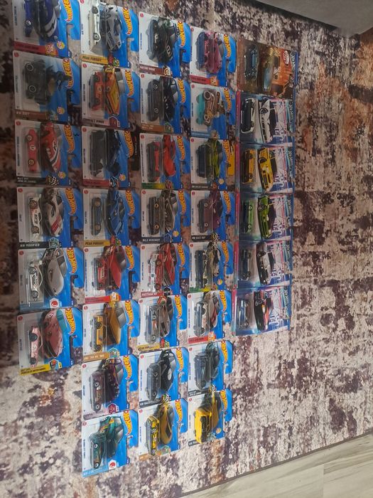 Zestaw autek HotWheels