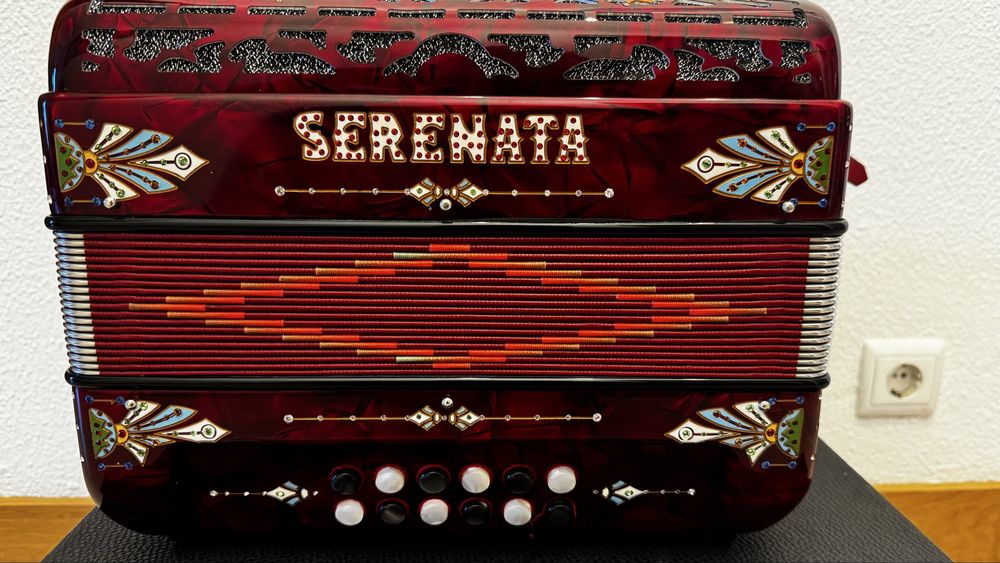Concertina Serenata