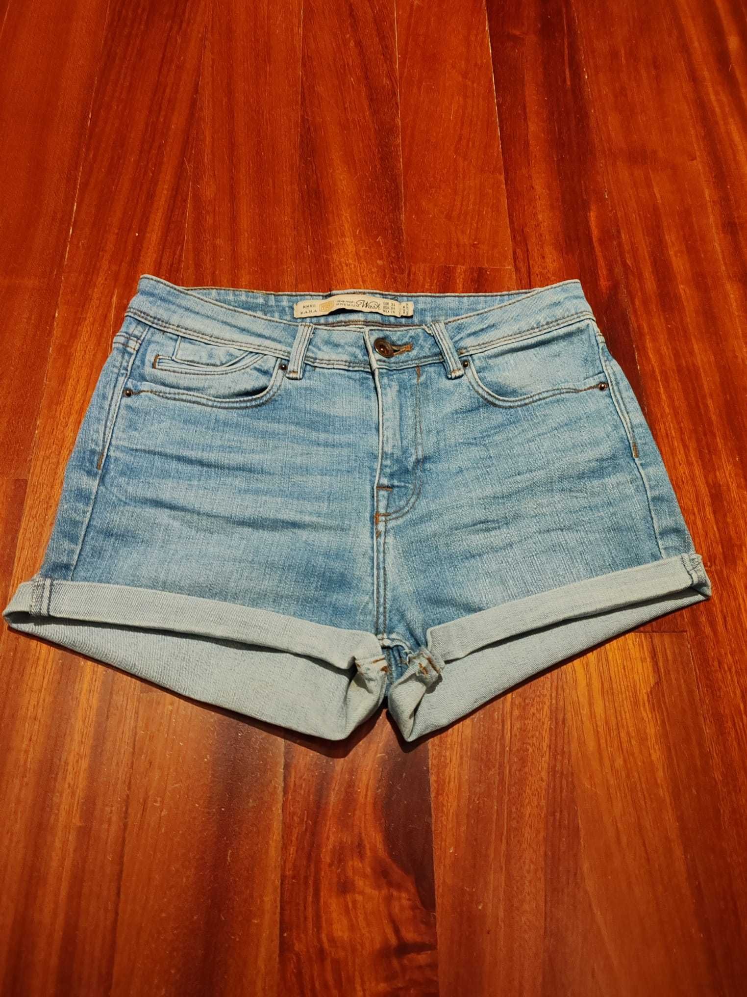 Calções em ganga elástica da marca Zara. Novos. Sem uso.