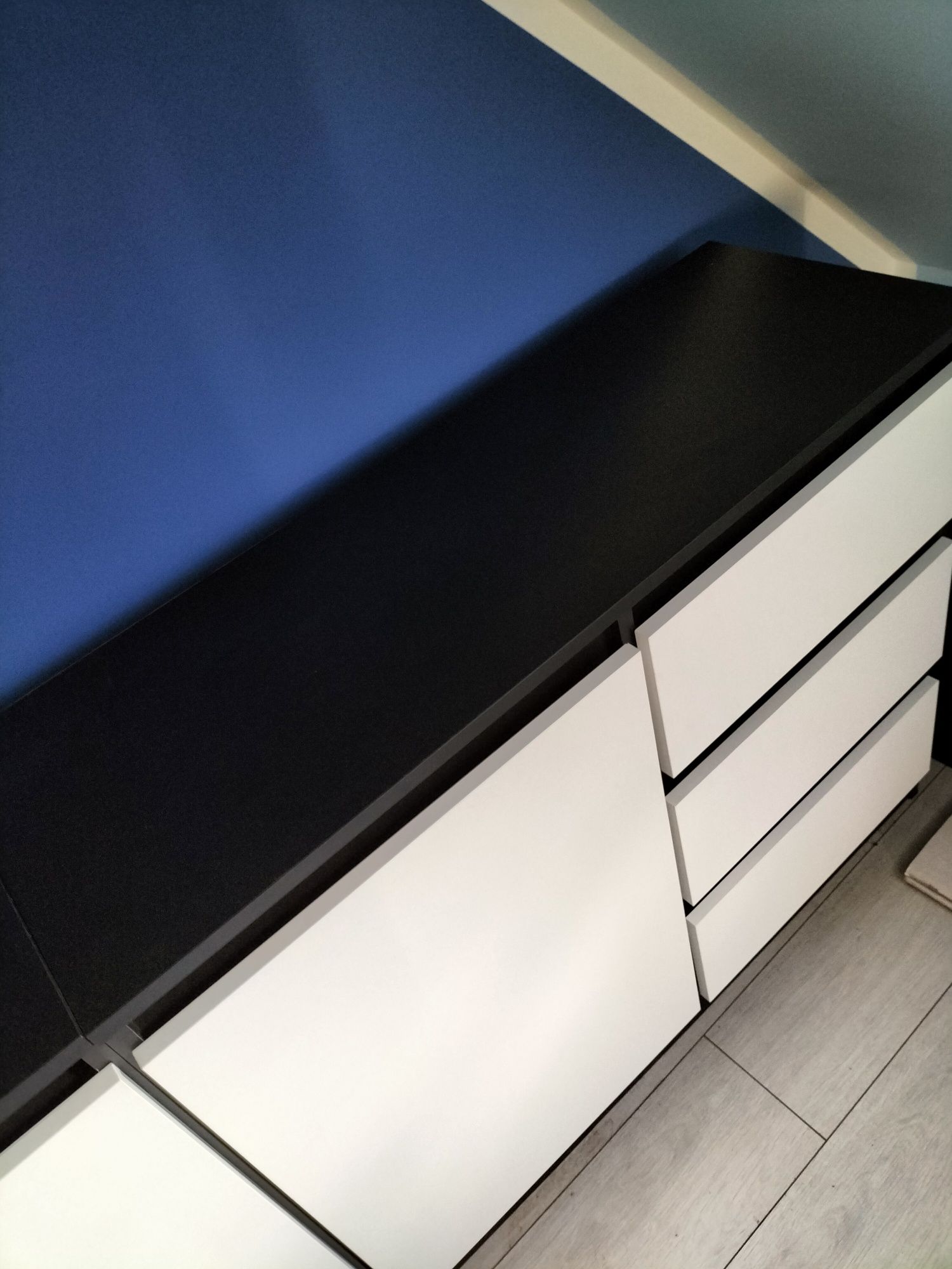 Dwie komody pojemne , szuflady szafka  1 m
