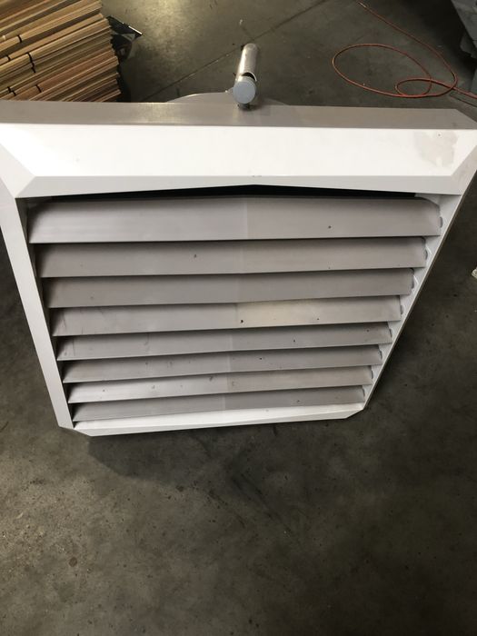Nagrzewnica wodna VR4 AC  90Kw niskotemperturowa