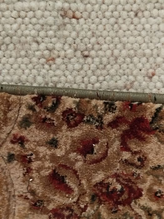 Nowy chodnik wełniany